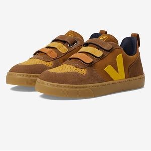 VEJA Kids shoes size 30 (US size 12.5) Small V-10